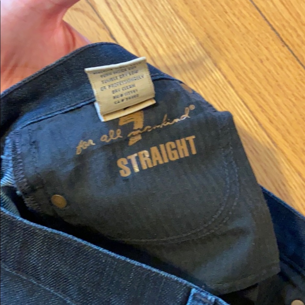 Jeans - Picture 7 of 8